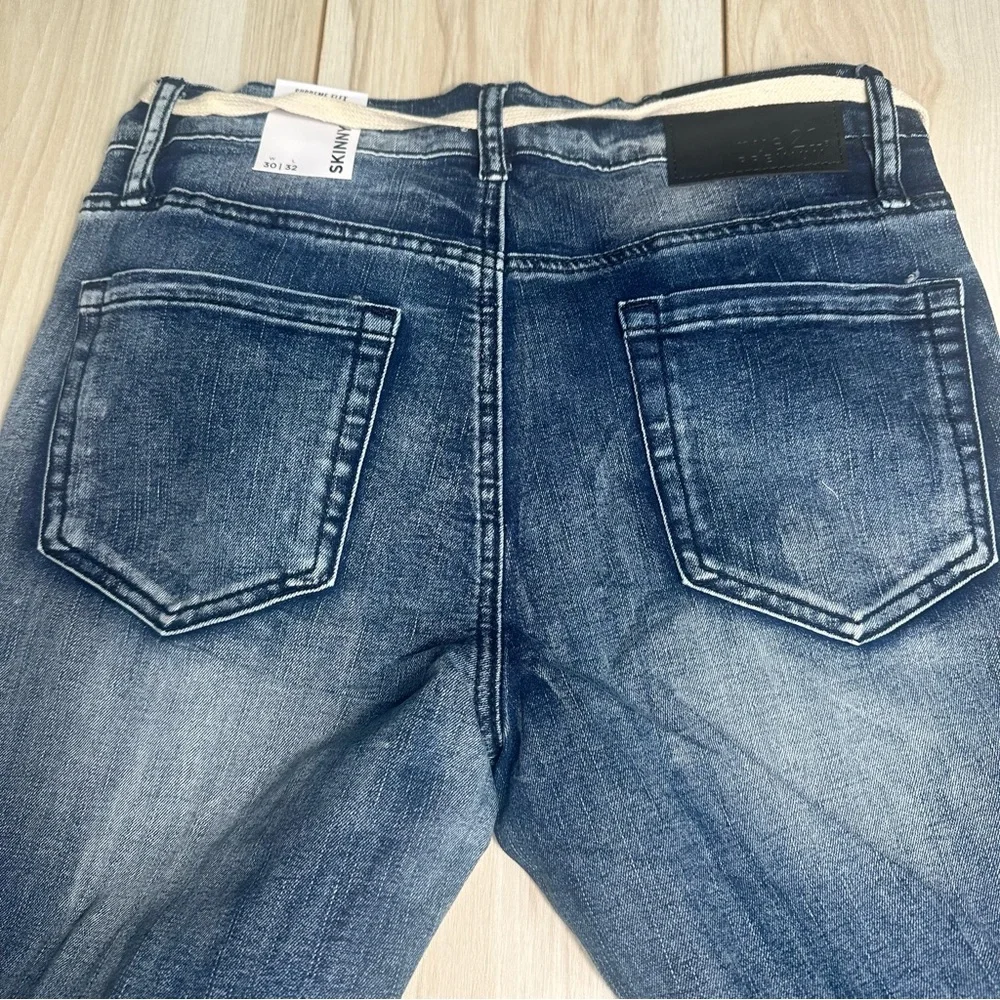 Rue21 Premium Supreme Flex Skinny Jeans 30X32 Distressed Paint‎ Splatter New